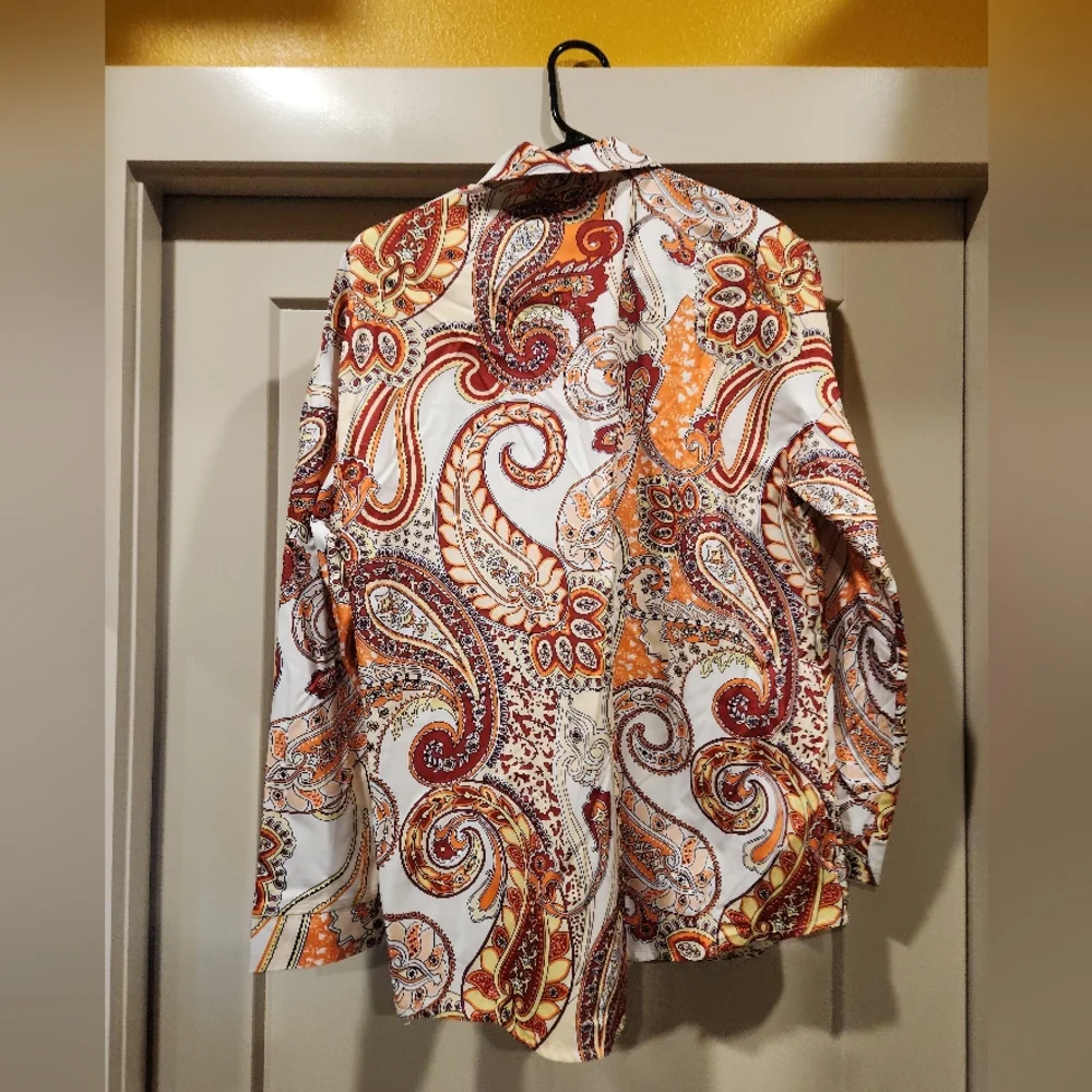 Funky button down - Picture 2 of 4